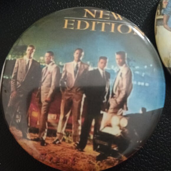 New Edition's Biggest Fan Button Pack!  7 Buttons! - Picture 8 of 8